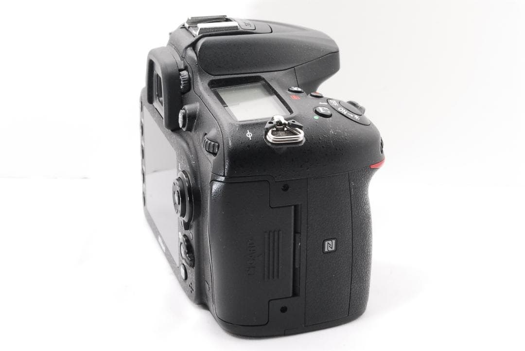 美品 Nikon D7200 一眼レフカメラ スマホ転送機能搭載 ニコン