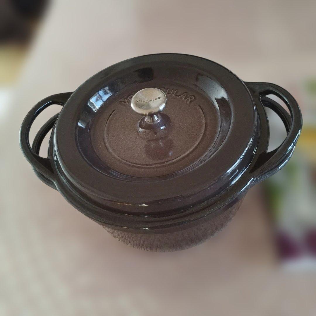 バーミキュラ　両手鍋　新品