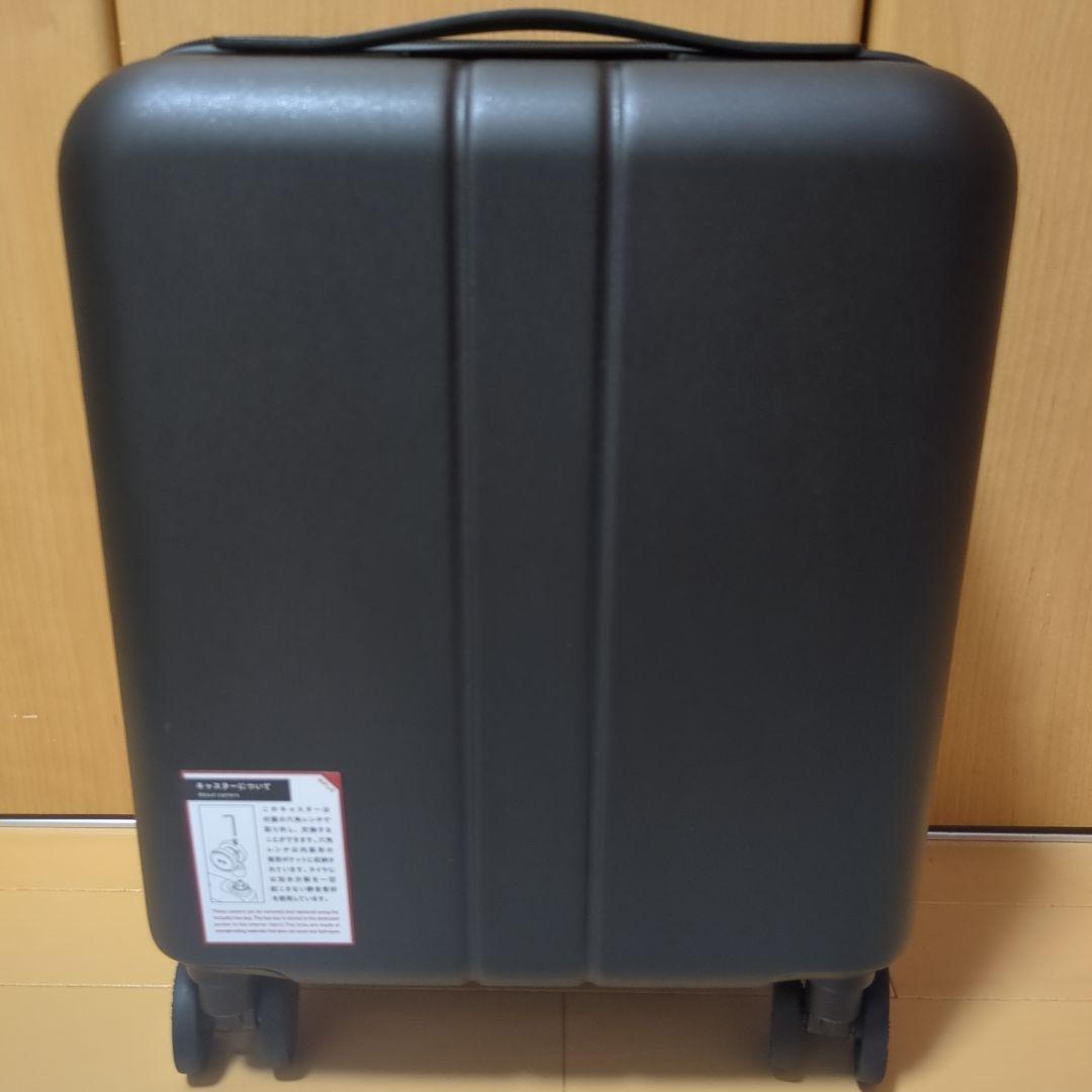 キャリーケース、スーツケース　小型