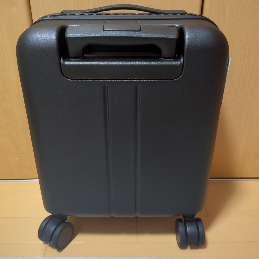 キャリーケース、スーツケース　小型