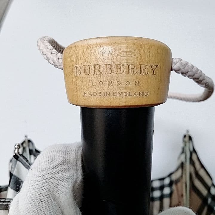 未使用級　バーバリー　雨傘　折りたたみ三つ折り　ノバチェック　自動　軽量傘袋付き