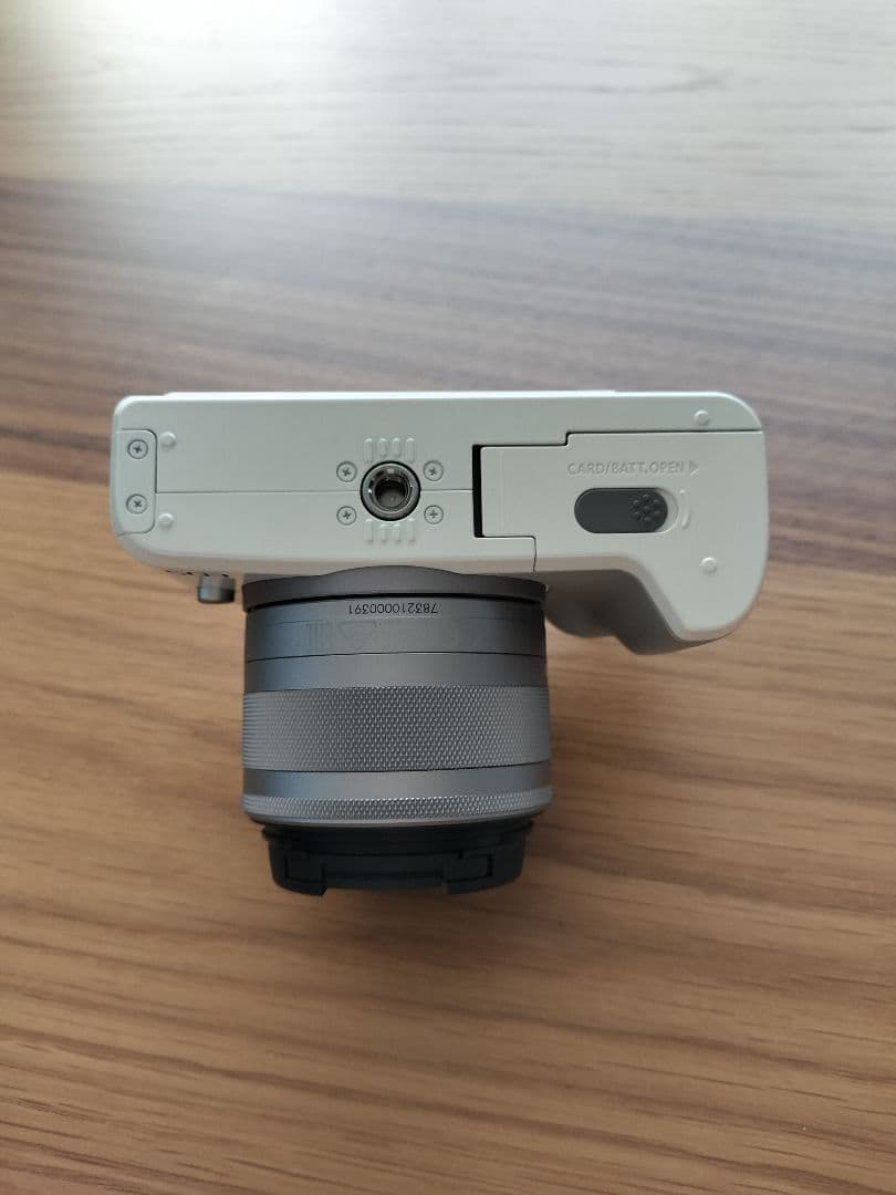 Canon EOS M ミラーレスカメラ ホワイト