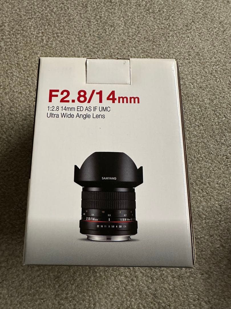 Samyang F2.8 14mm 超広角レンズ　サンヤン