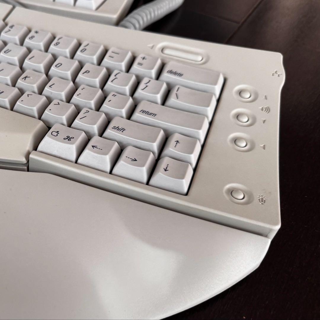 希少 Apple Adjustable Keyboard USA Version