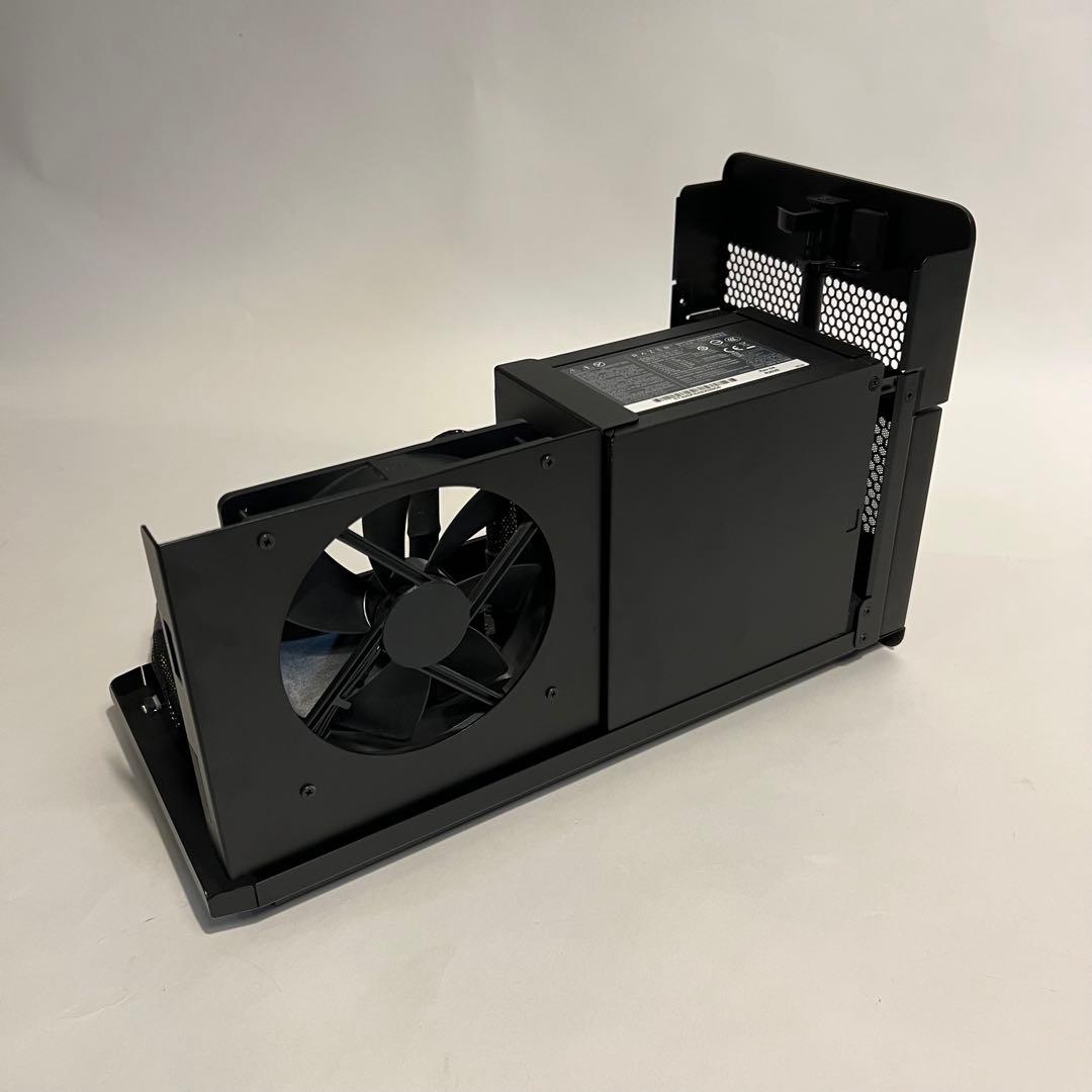 Razer Core X Chroma 外付けGPUボックス eGPU