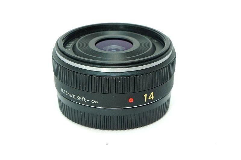パンケーキ 広角 単焦点 Panasonic LUMIX G 14mm F2.5