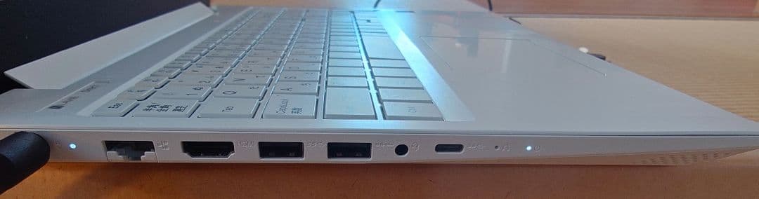 週末値下げ NEC ノートパソコン 15.6インチ LAVIE カメラ付