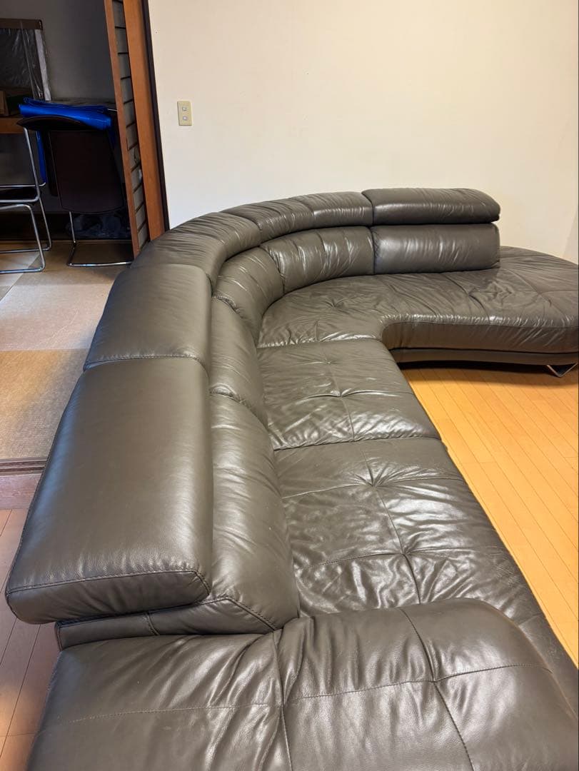 カーブ型ソファ　京都市内であれば直接の受け渡しも相談可