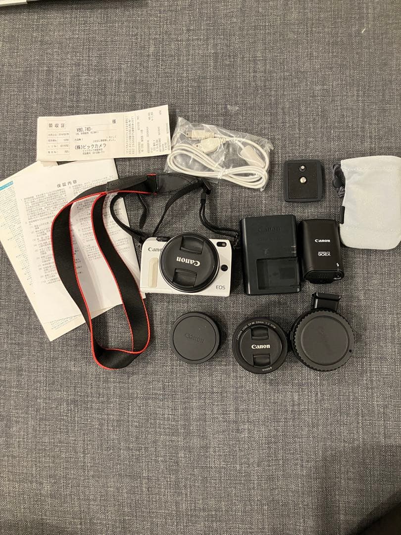 ひ*り様 Canon EOS M2 ダブルレンズキット 箱付き 美品