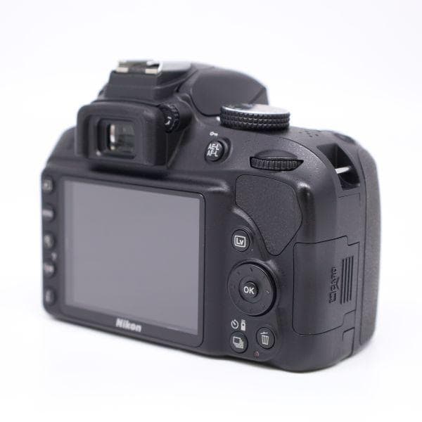 ショット数1136!■ほぼ新品■ NikonD3300 ボディ