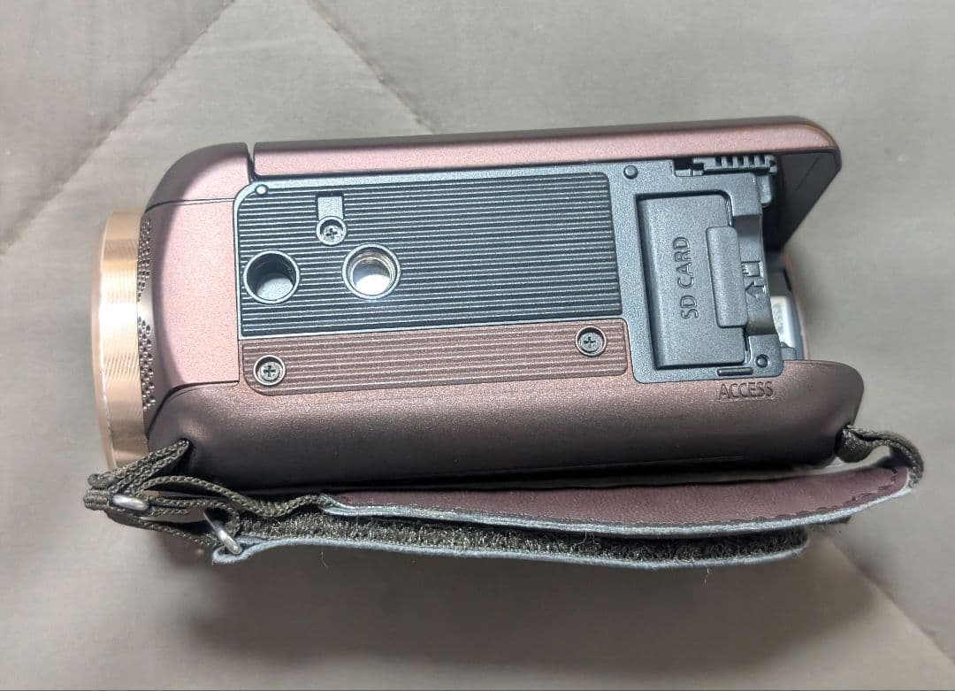 【中古】Panasonic ビデオカメラ HC-V550M（動作確認済み）