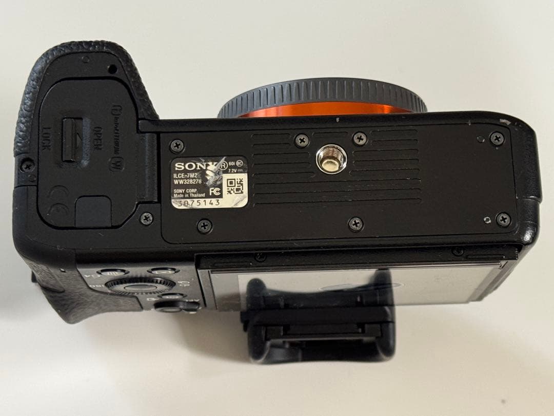 SONY α7 II ミラーレス一眼カメラ　純正バッテリー2つ入り