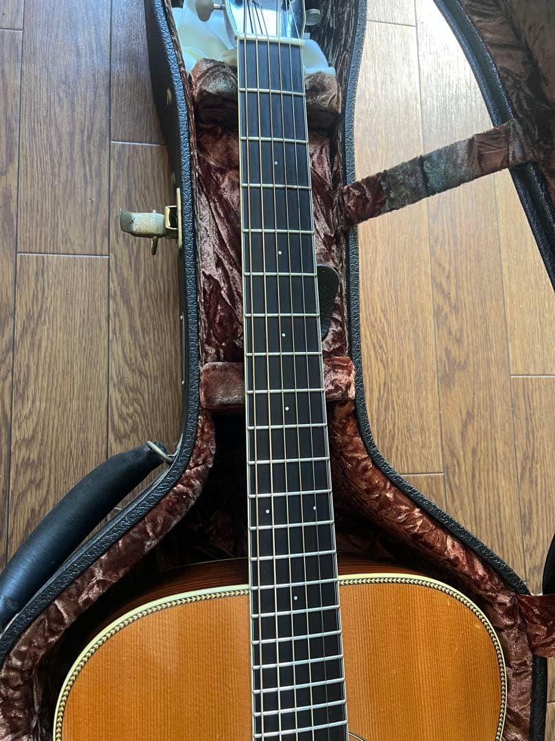 Santa Cruz OMサイズギター(Collings社製ハードケース付き)