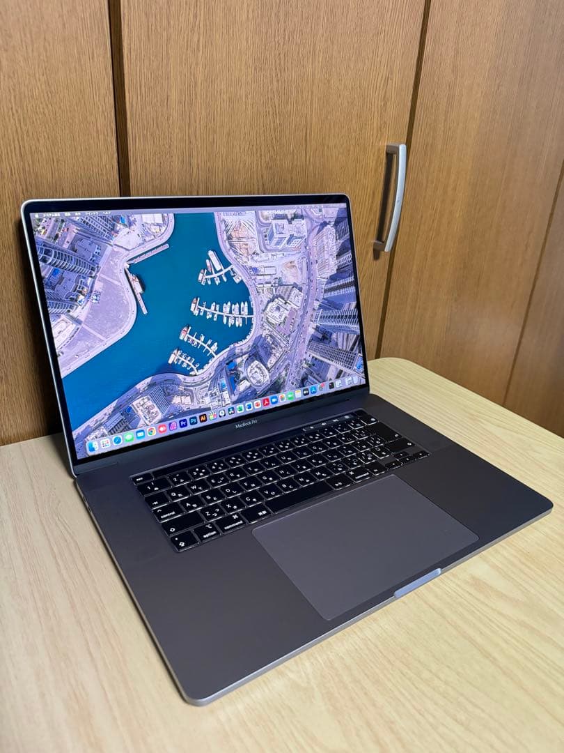 美品 MacBook Pro 16インチ i9 32/2TB CAD/REVIT