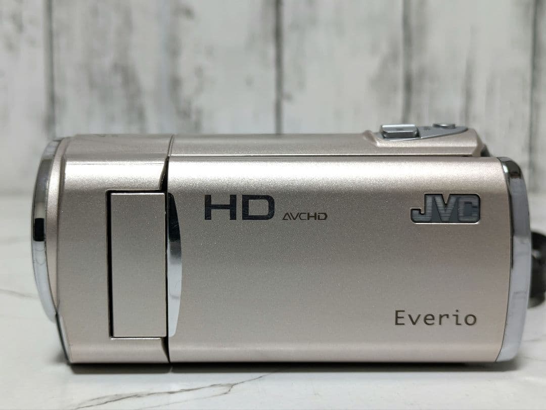 JVC　GZ-HM670　化粧箱付き