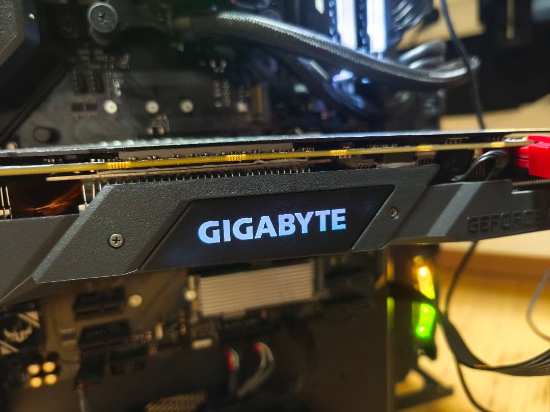 グラフィックボード・グラボ・ビデオカード GIGABYTE GeForce RTX 2070 WINDFORCE 8G