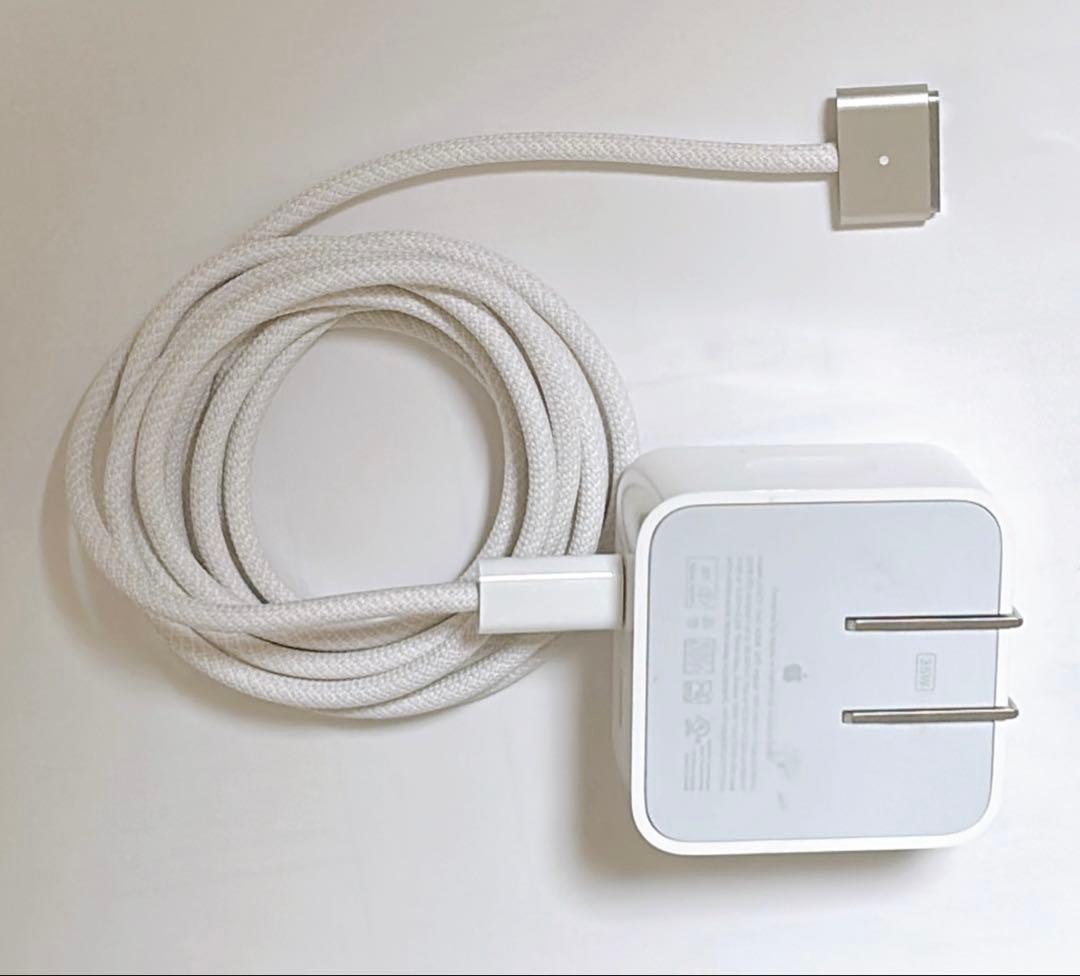 Apple M2 MacBook Air 13インチ