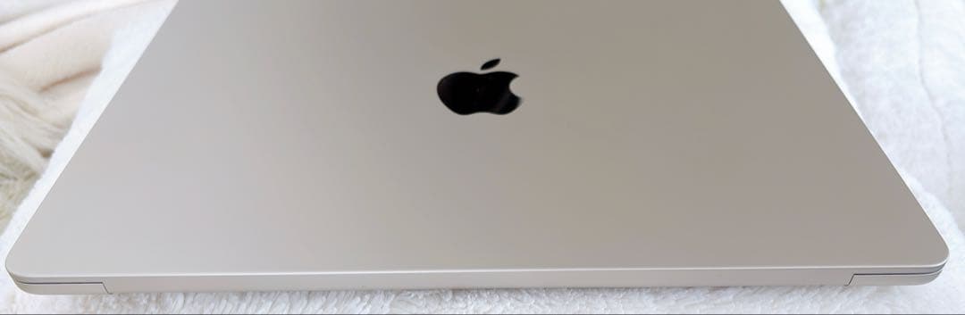 Apple M2 MacBook Air 13インチ