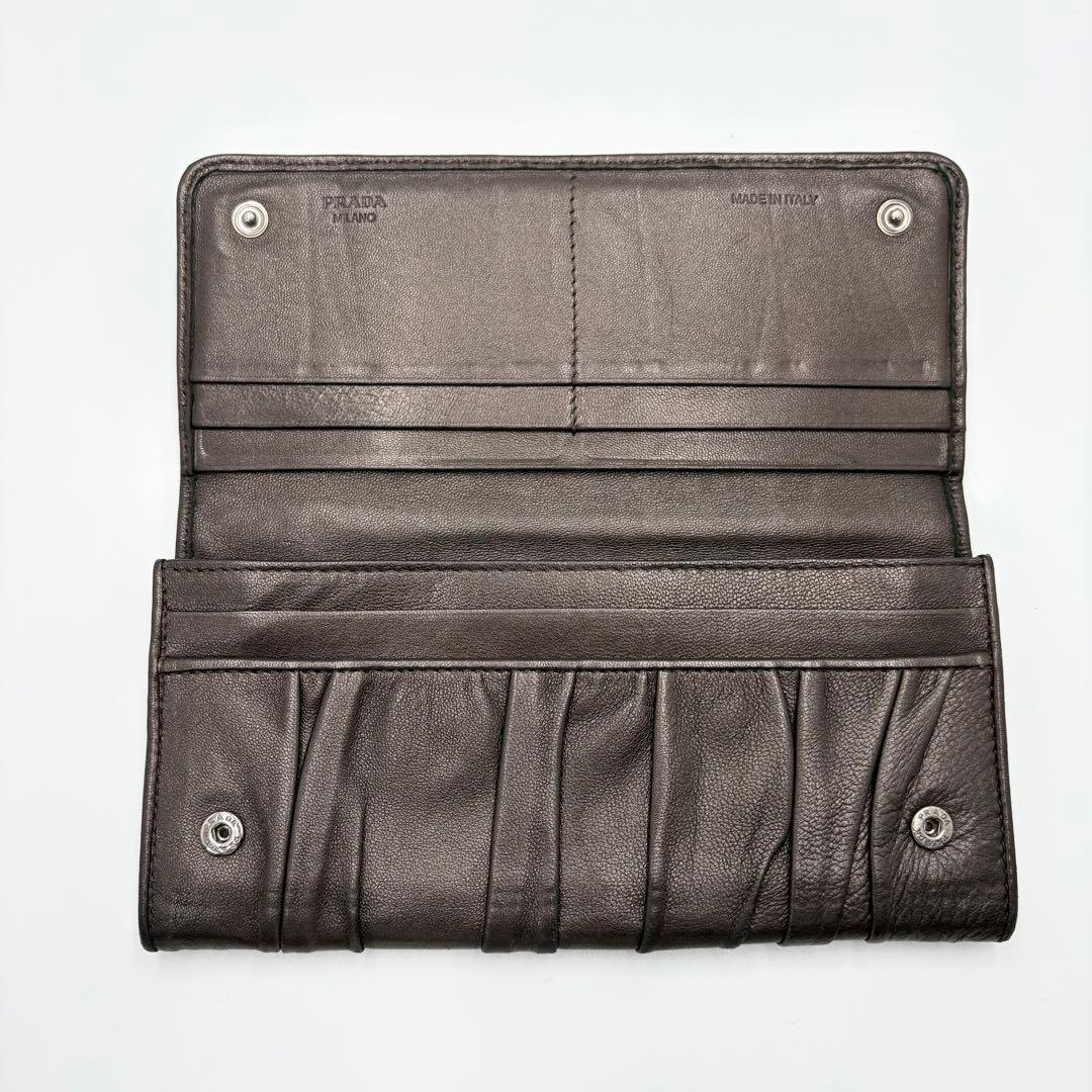 【良品】PRADA 長財布 ギャザー 二つ折り メタルロゴ 箱付き 1M1132