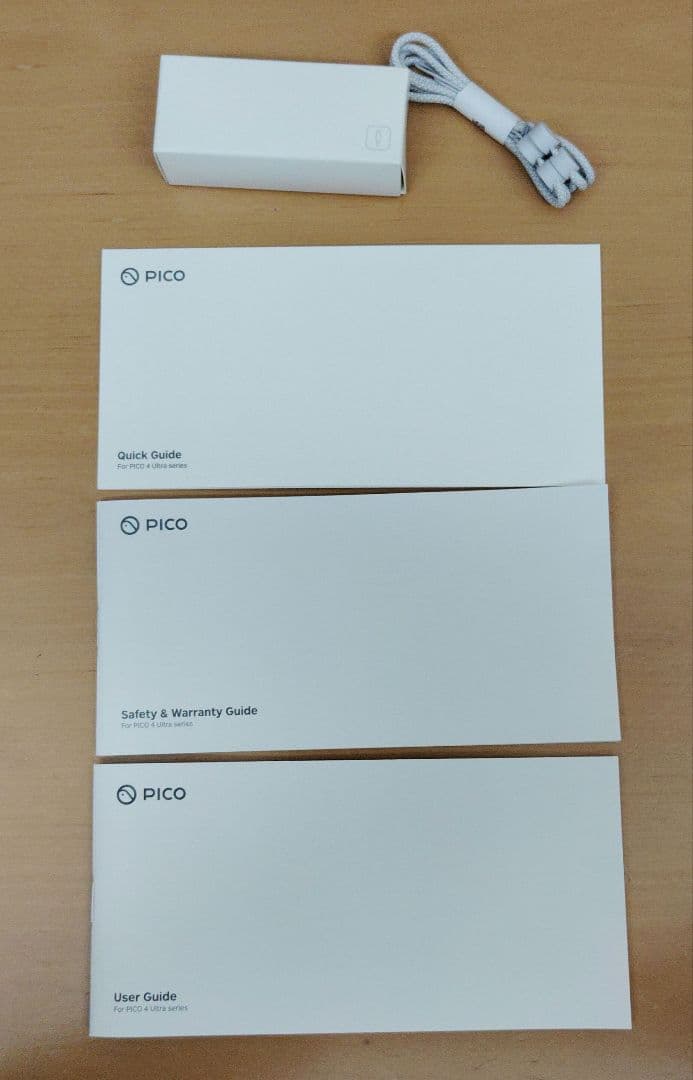 PICO 4 Ultra VRヘッドセット＋モーショントラッカー