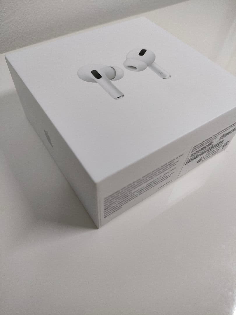 AirPods Pro 第1世代 lightning充電器付き！！