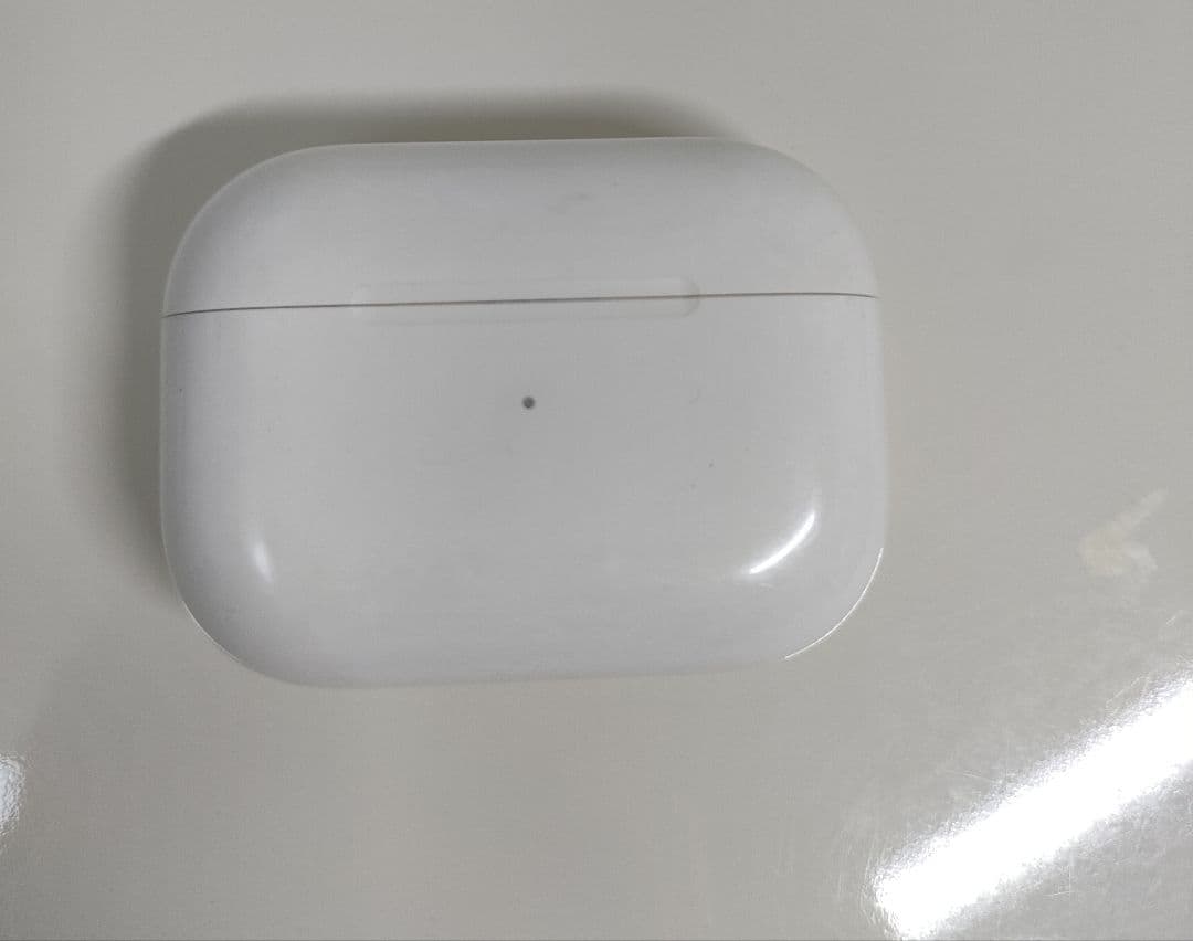 AirPods Pro 第1世代 lightning充電器付き！！