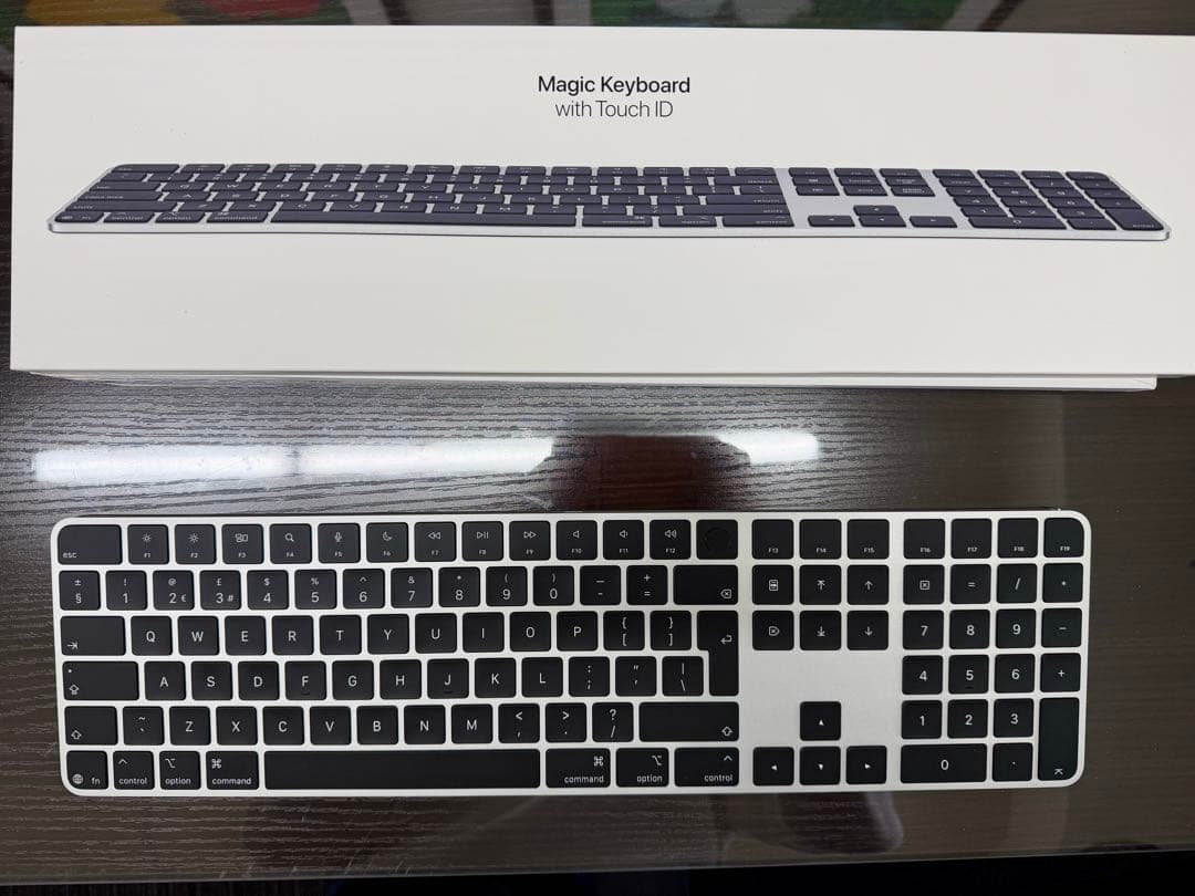 Apple Magic Keyboard テンキー付USB-C 英語(UK)