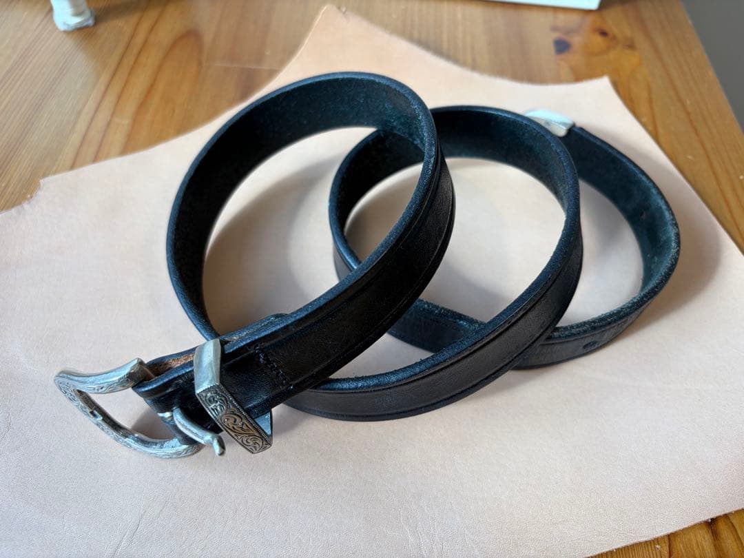 【BEAMS 別注】TORY LEATHER / Creased Belt 限定