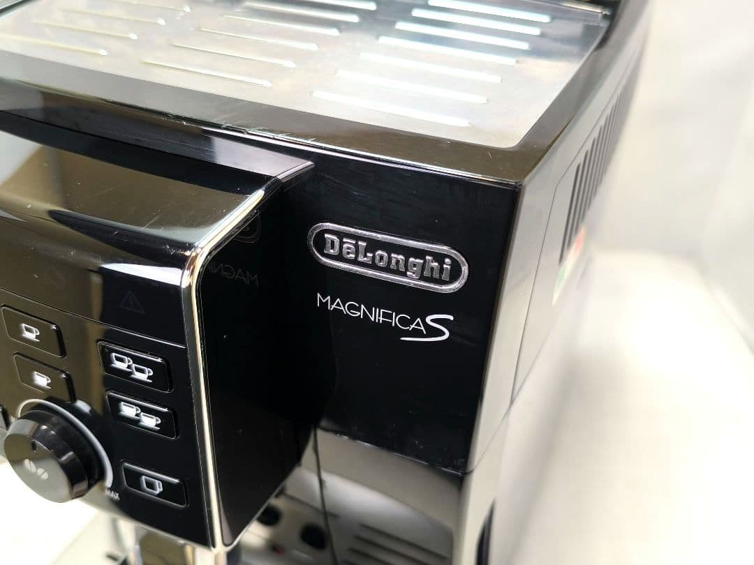 デロンギマグニフィカS コンパクト全自動コーヒーマシン ECAM23120B 8
