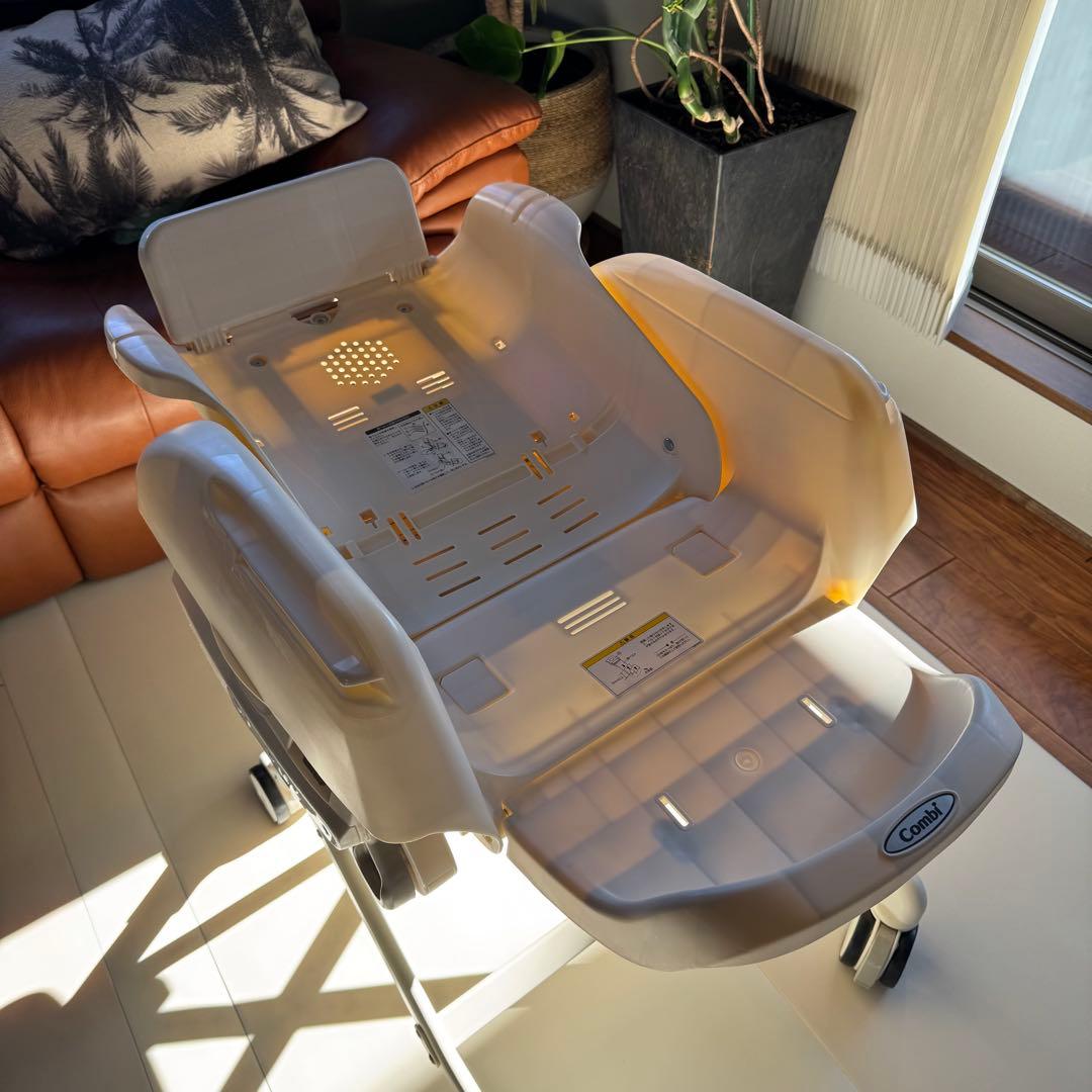 【バズさん専用】コンビ　エコアクト　ルシエス　AUTO SWING