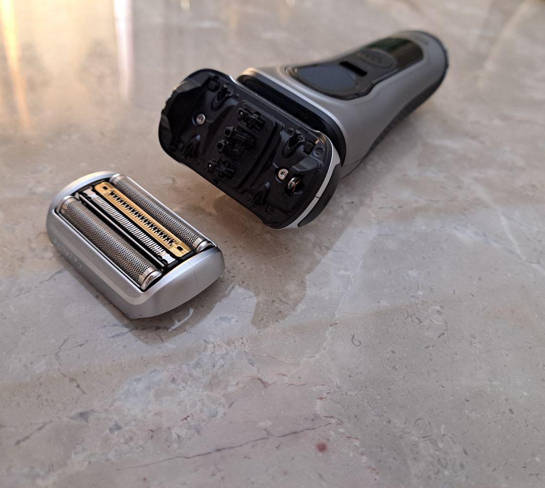 ブラウン 電気シェーバー シリーズ9 PRO+ 9555cc 5 in 1