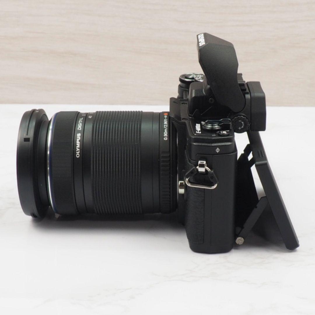 ⭐️OLYMPUS OM-D E-M10 MarkⅢ ダブルレンズ ブラック