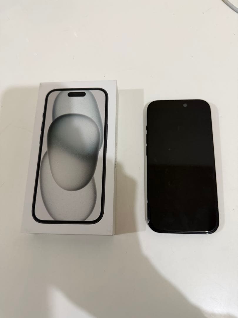 スマートフォン本体 Apple iPhone 15 256GB