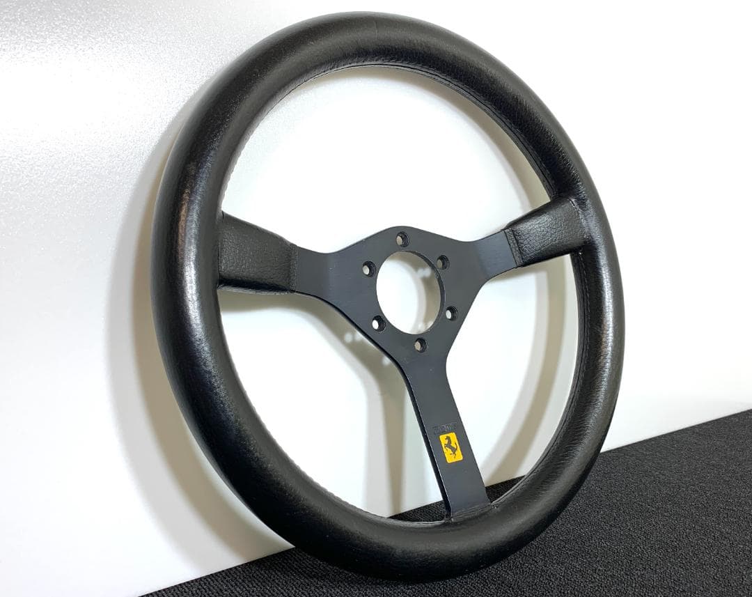 モモ キャバリーノ ステアリング 34.5Φ 当時物 90年製 希少 フェラーリ