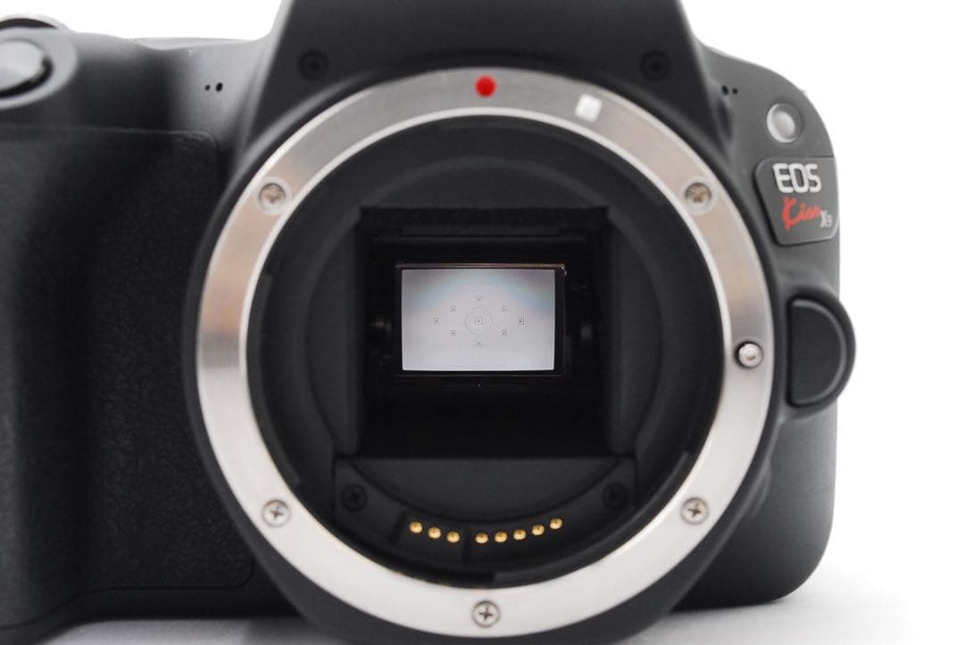 12/23限定価格✨Canon Kiss X9 ダブルレンズ⭐️カメラバッグ付き