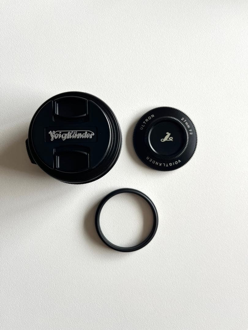 【美品】フォトグレンダー ULTRON 27mmF2 X-mount ブラック