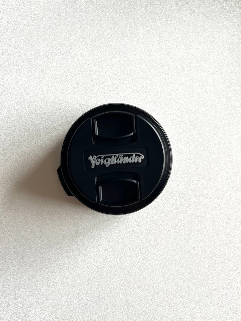 【美品】フォトグレンダー ULTRON 27mmF2 X-mount ブラック