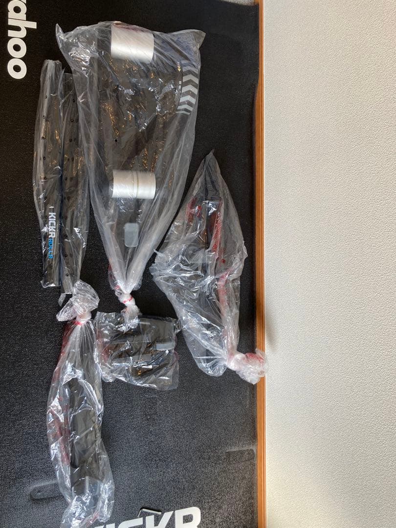 Wahoo KICR ROLLR スマートバイクトレーナー