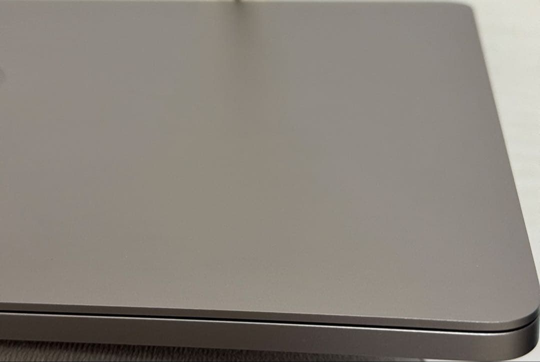 MacBook Pro M2 8GB 256GB 13インチ スペースグレイ