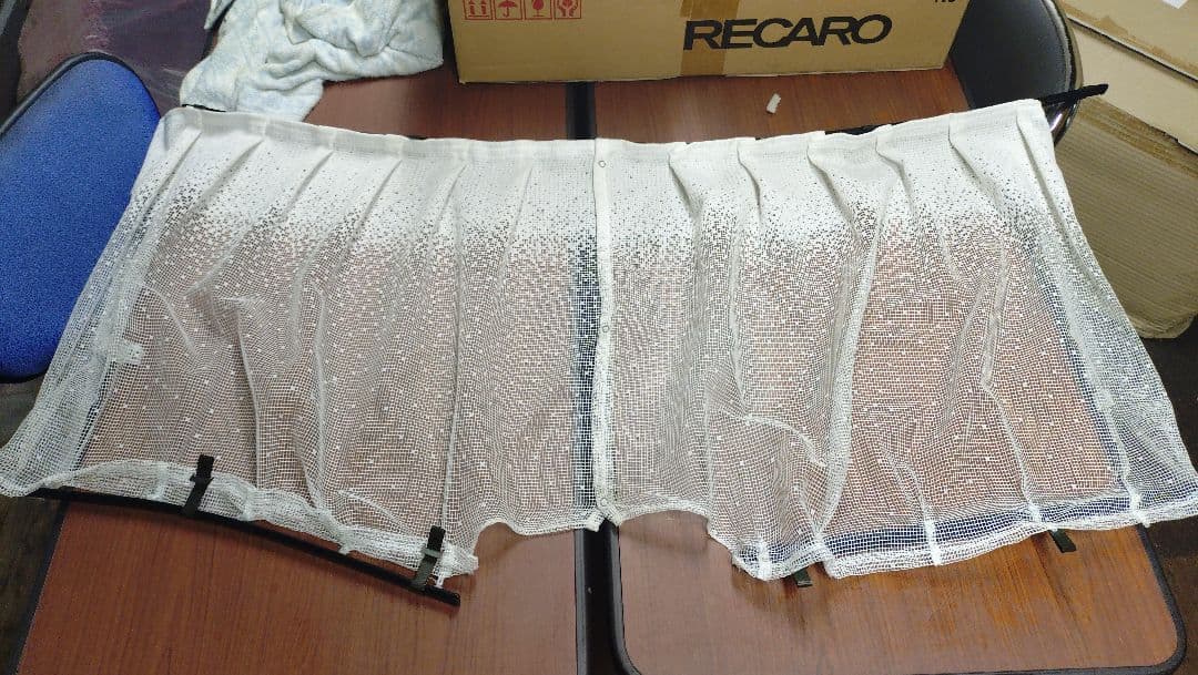 15クラウンセダン リアカーテン