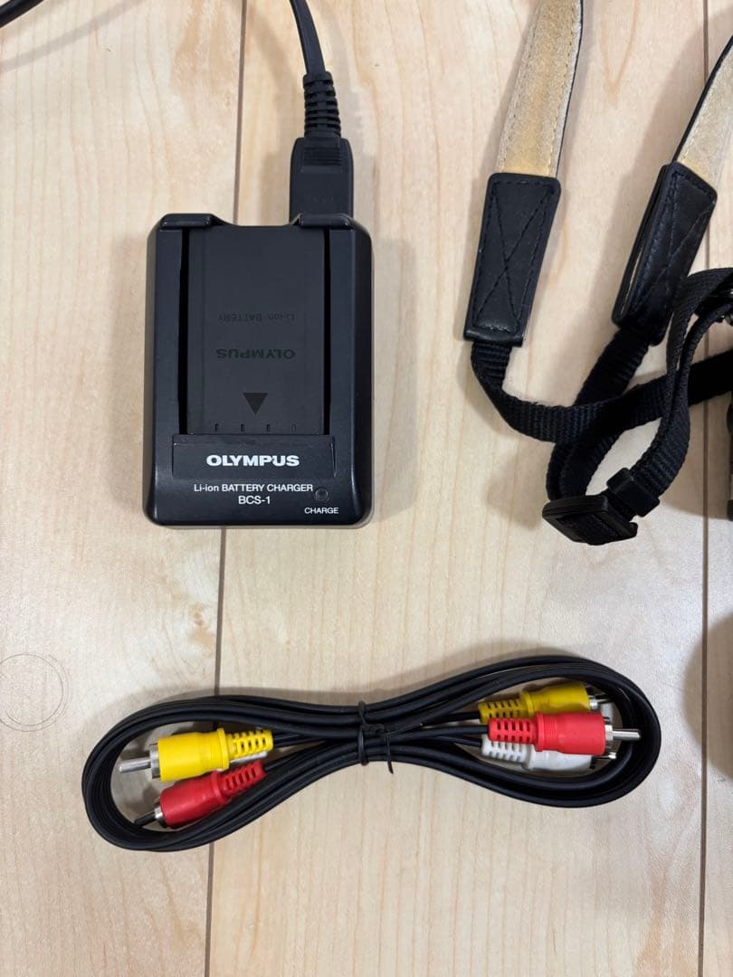 OLYMPUS 　e_pm2　ミラーレス　レンズセット