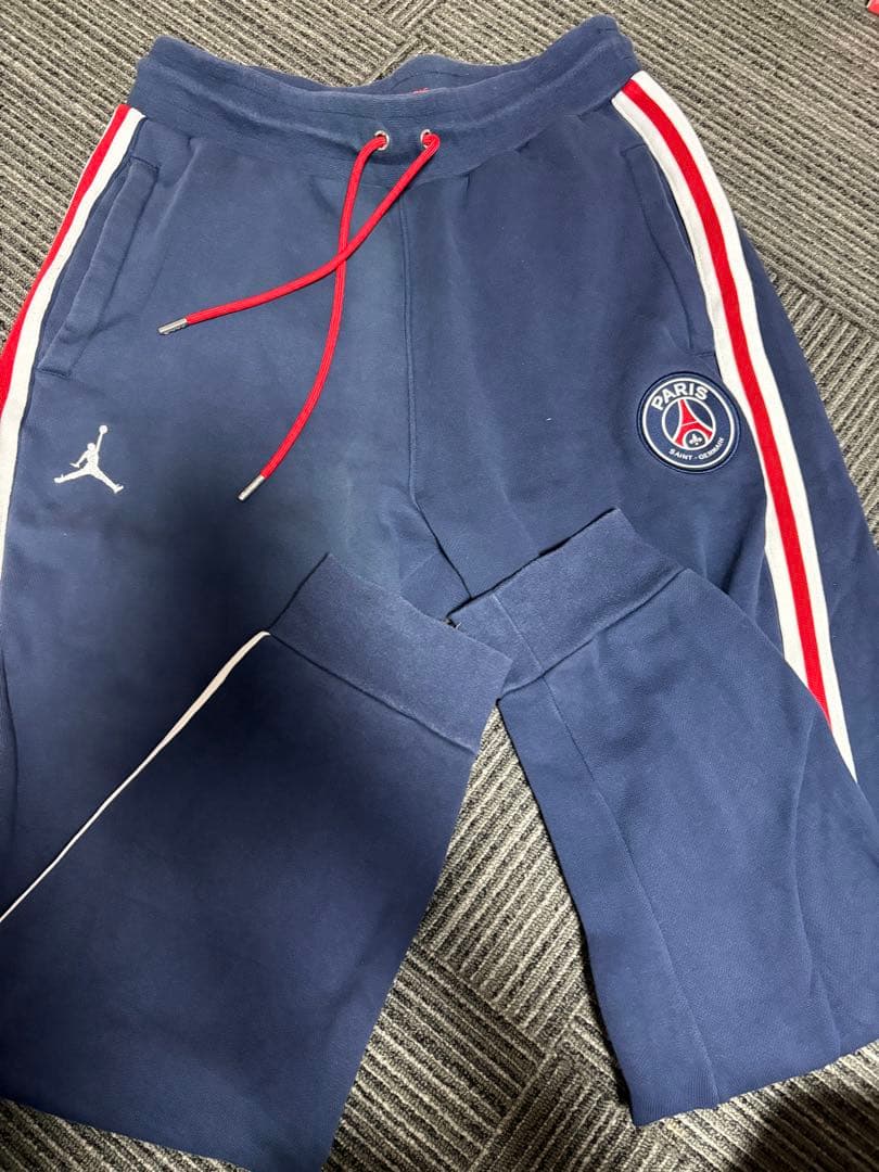 パリ・サンジェルマン　限定品　セットアップ　Lサイズ　FA210204 パリサン