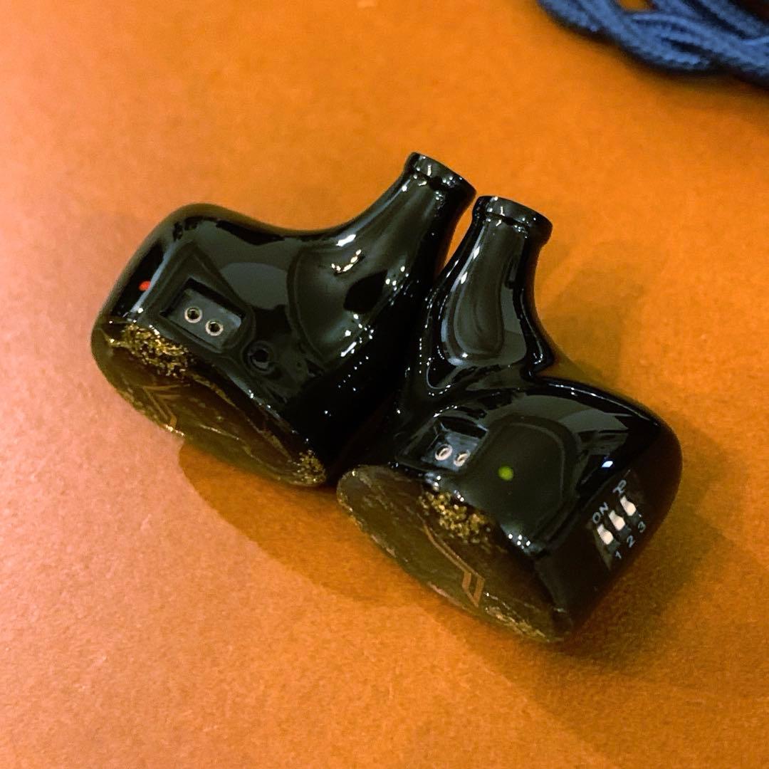 ほぼ新品 AuR Audio Aehta おまけでイヤピ多数 付属品完備