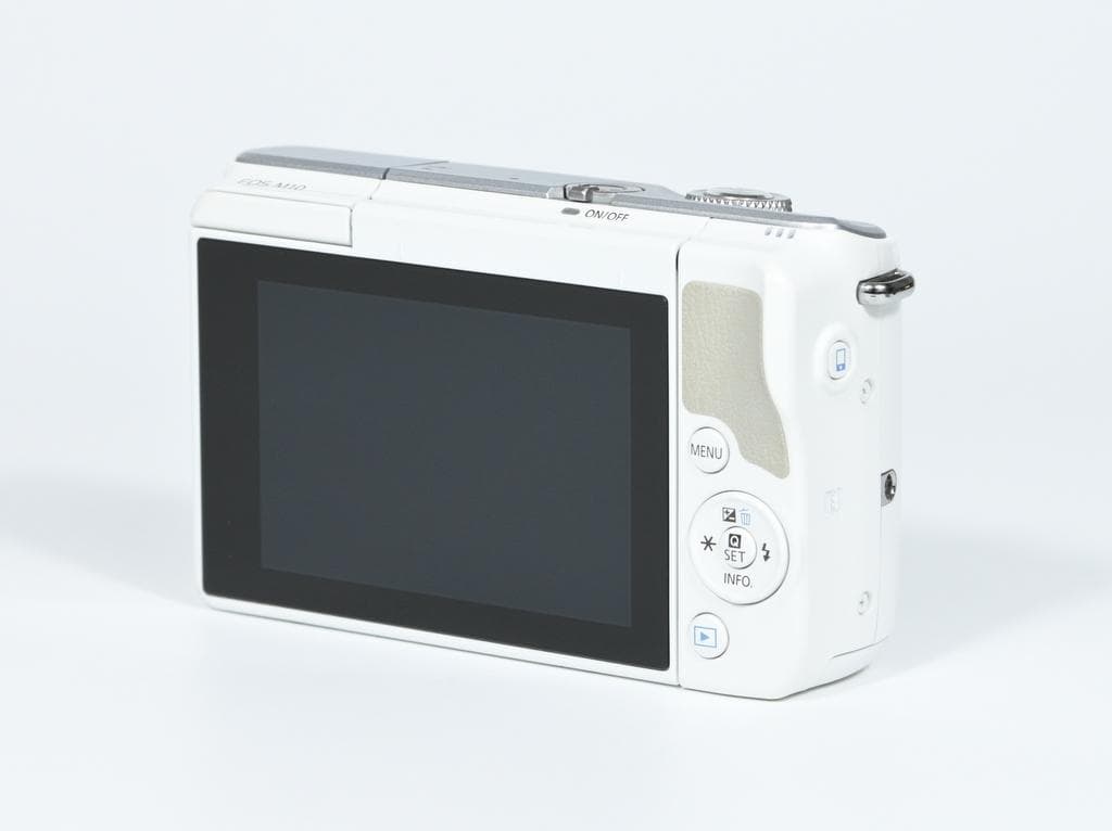 【美品】 キヤノン　Canon EOS M10 レンズキット