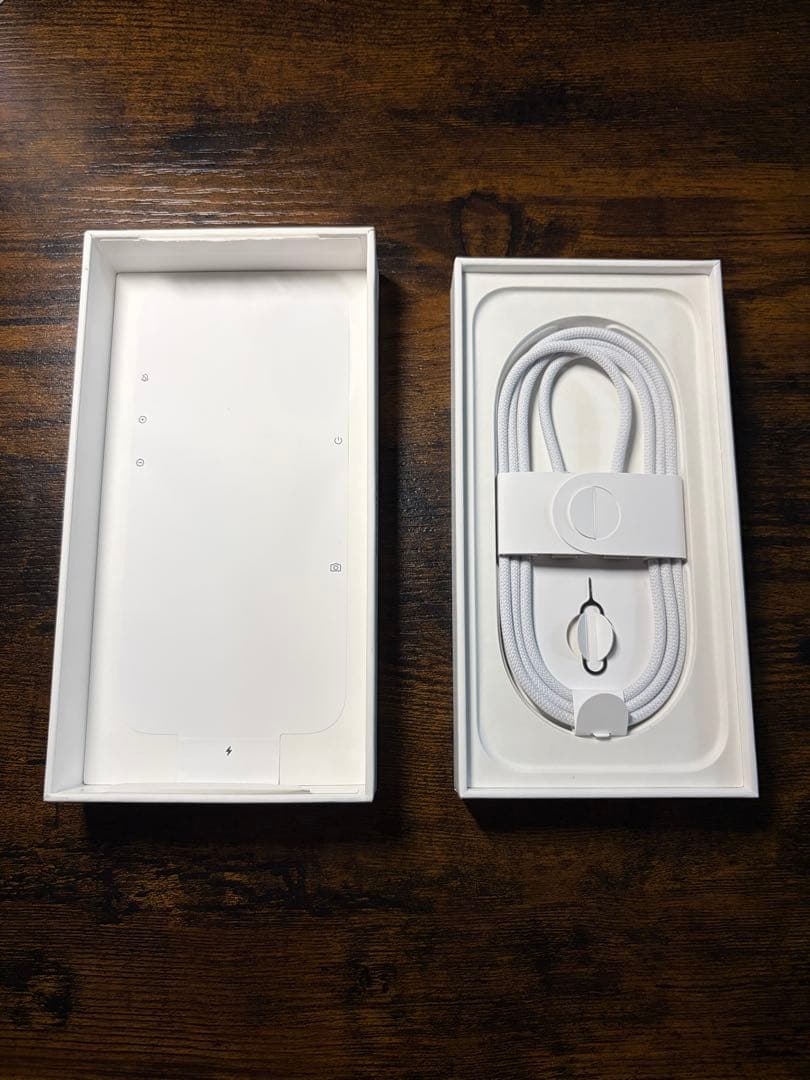 Apple iPhone16 128GB ブラック