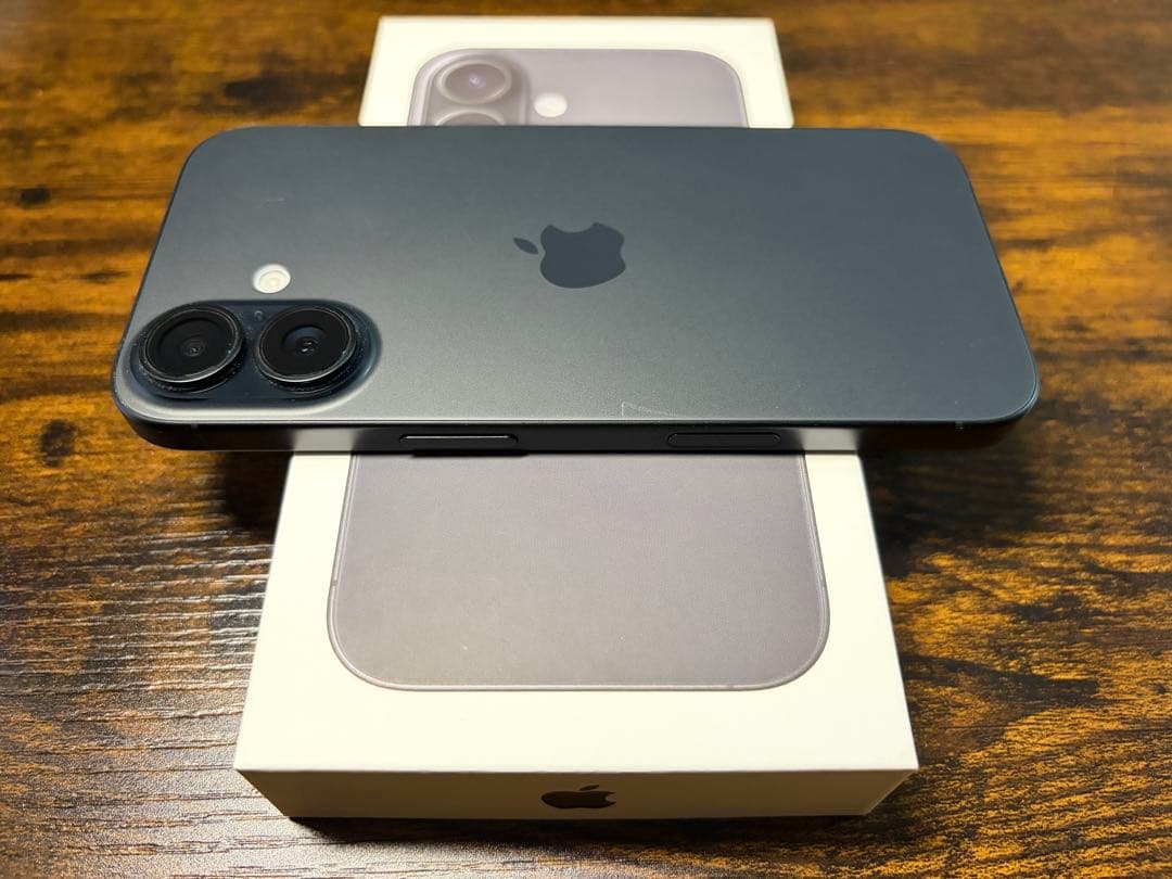 Apple iPhone16 128GB ブラック