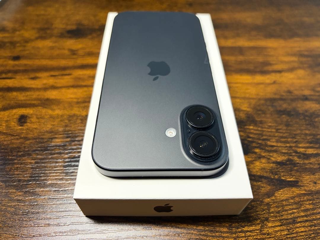 Apple iPhone16 128GB ブラック