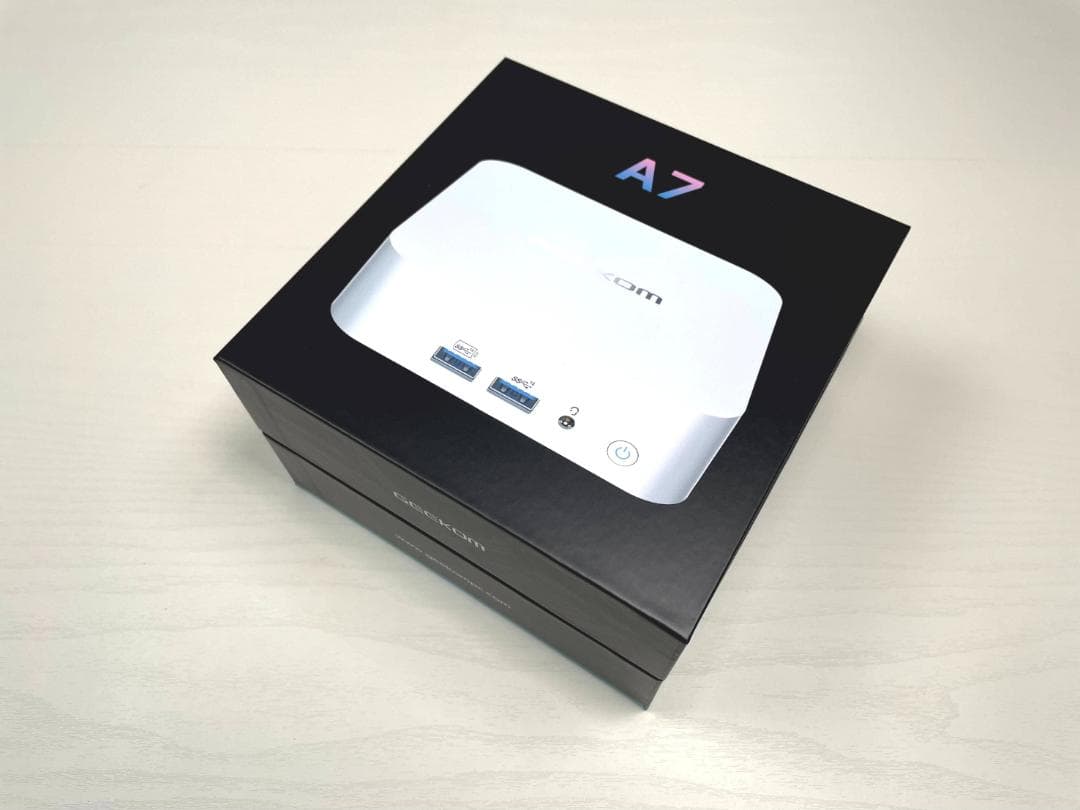 ほぼ未使用　GEEKOM A7 ／AMD Ryzen 9 7940HS ミニPC