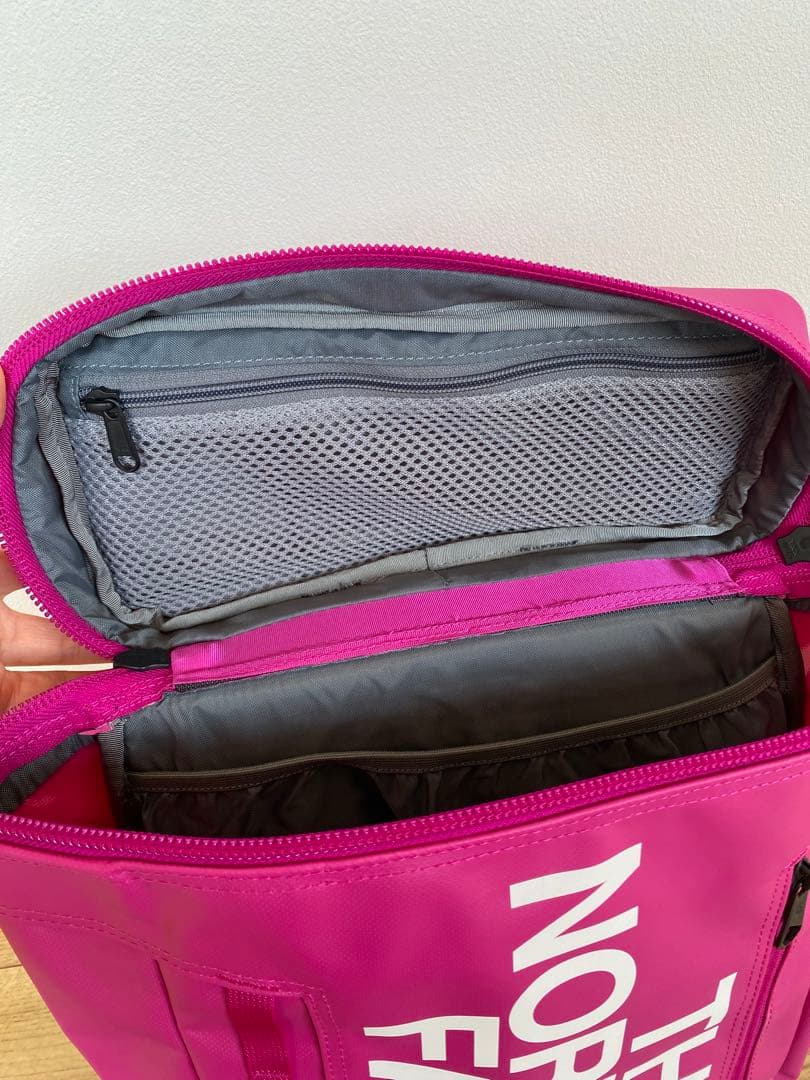 新品　THE NORTH FACE ピンク バックパック　21L