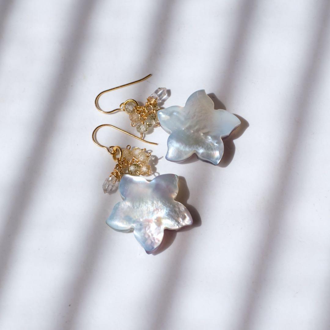 Jasmine♪♦︎14kgfダブルプルメリアカービングピアス/